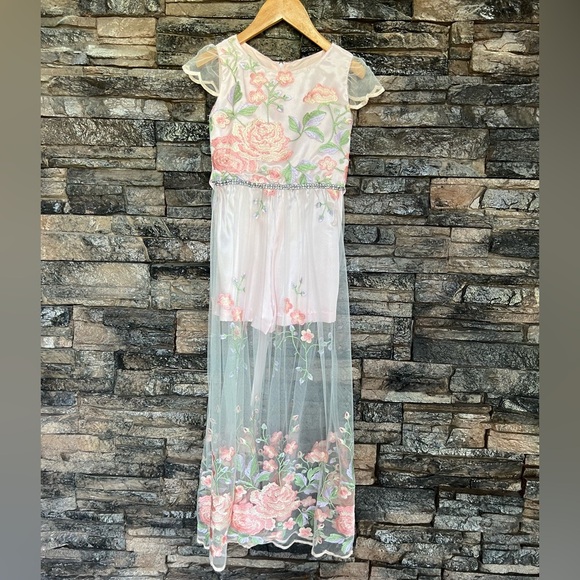 Rare Editions Pink and Green Flutter Sleeve Maxi Dress - Picture 3 of 16